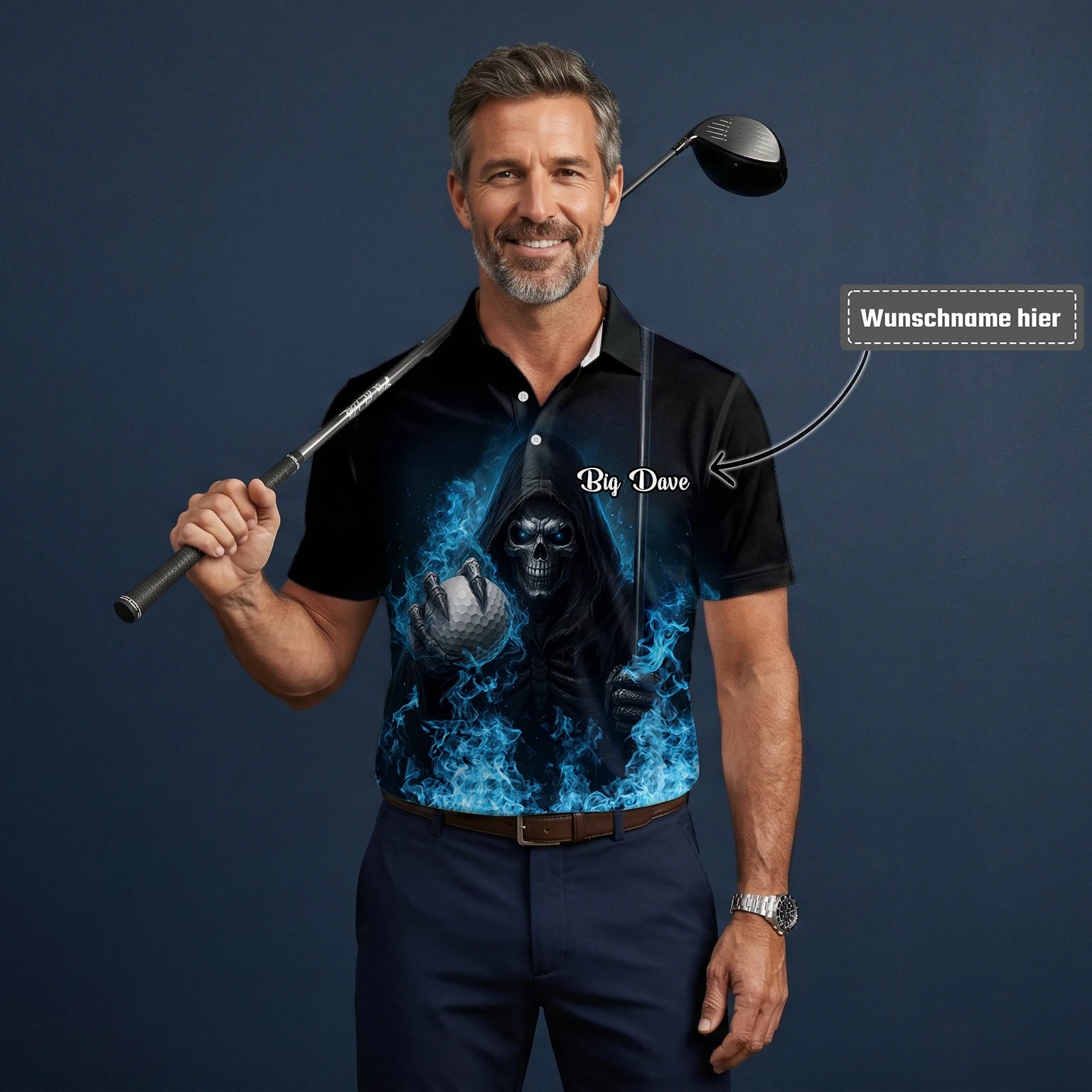 Personalisiertes Golf Poloshirt Schwarz Blaues Totenkopf Golfball Blitz Design für Herren N0793