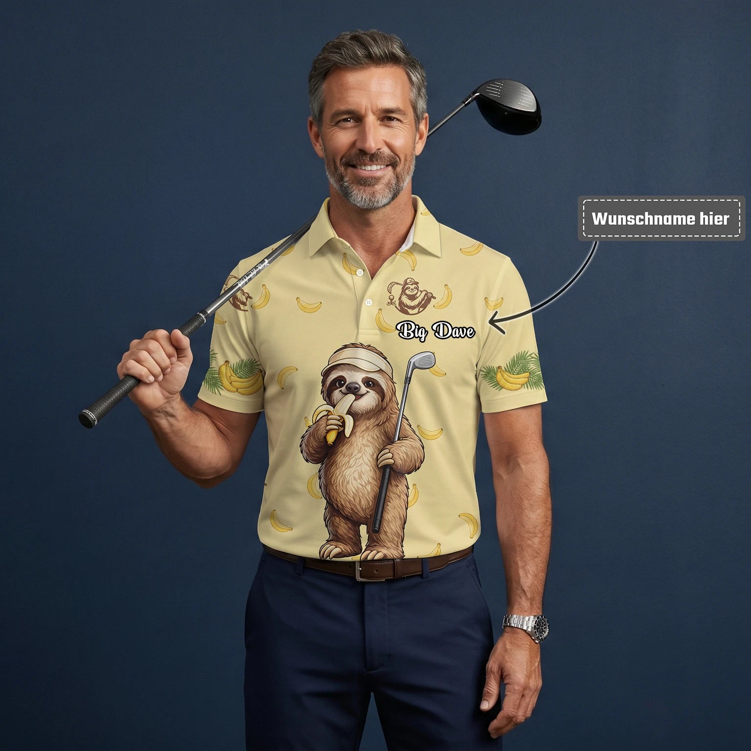 Personalisiertes Golf Poloshirt Hellgelbes Faultier Banane Golfer Cartoon Design für Herren G3327
