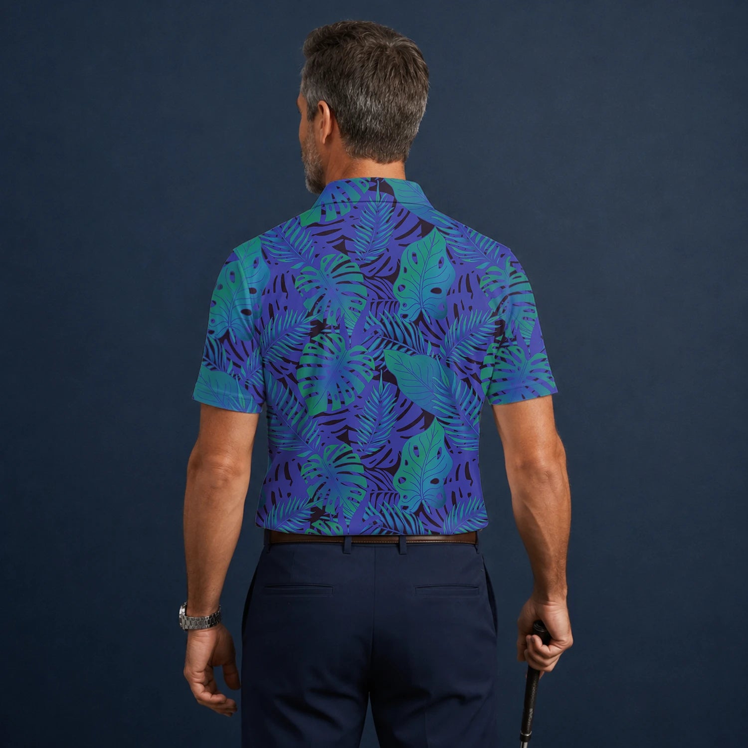 Personalisiertes Golf Poloshirt Blau Lila Tropisches Monstera Blätter Design für Herren G3142