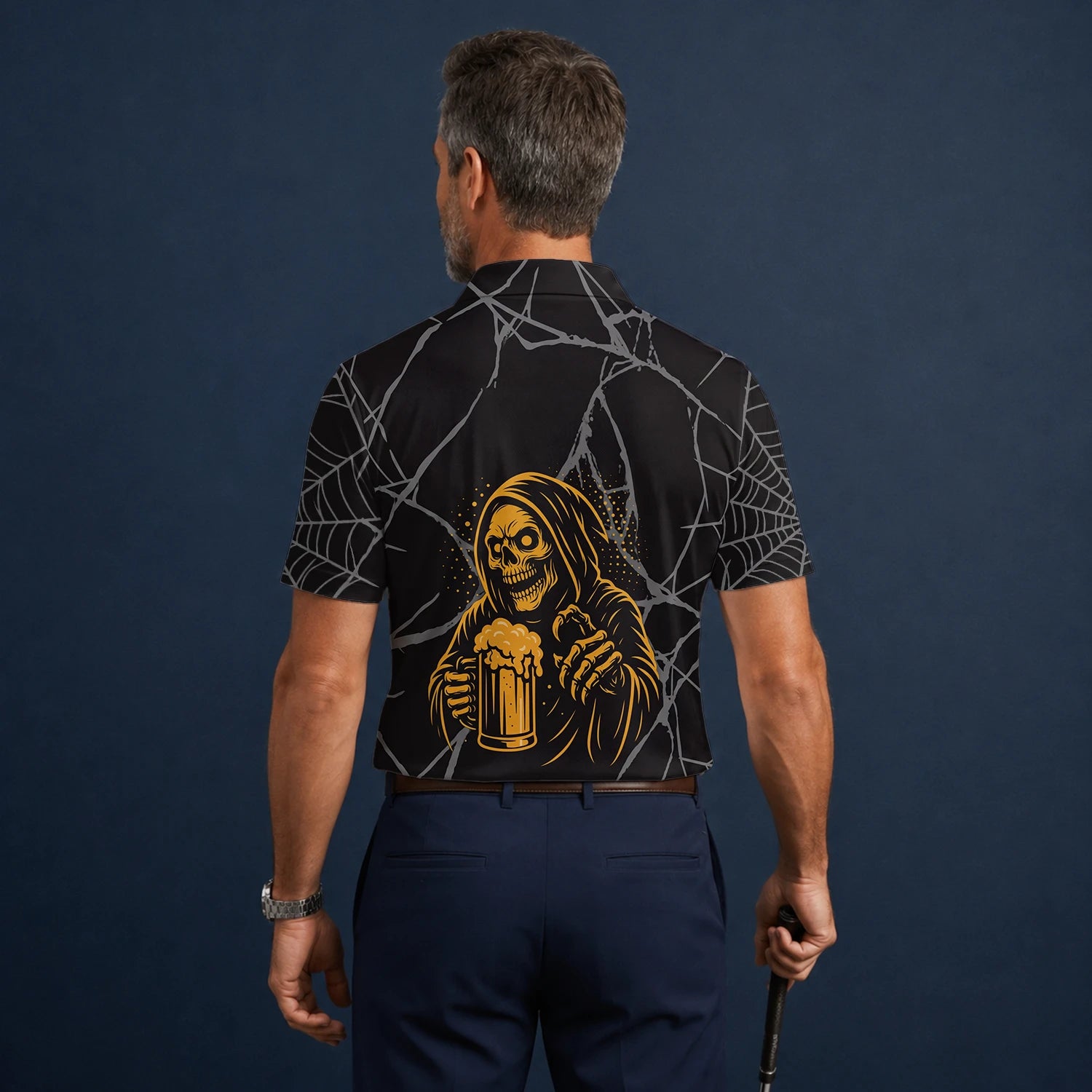 Personalisiertes Golf Poloshirt Schwarz Goldenes Sensenmann Bier Design für Herren J8667