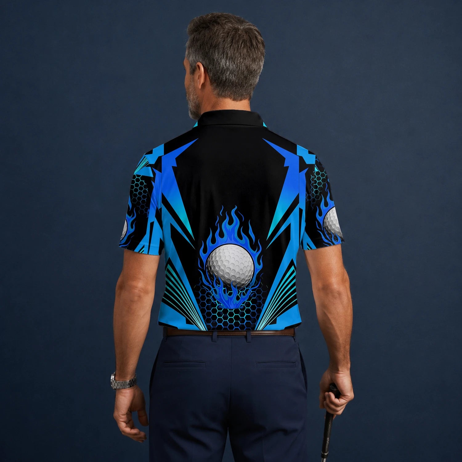 Personalisiertes Golf Poloshirt Schwarz Blaues Golfball Flammen Design für Herren Y8576