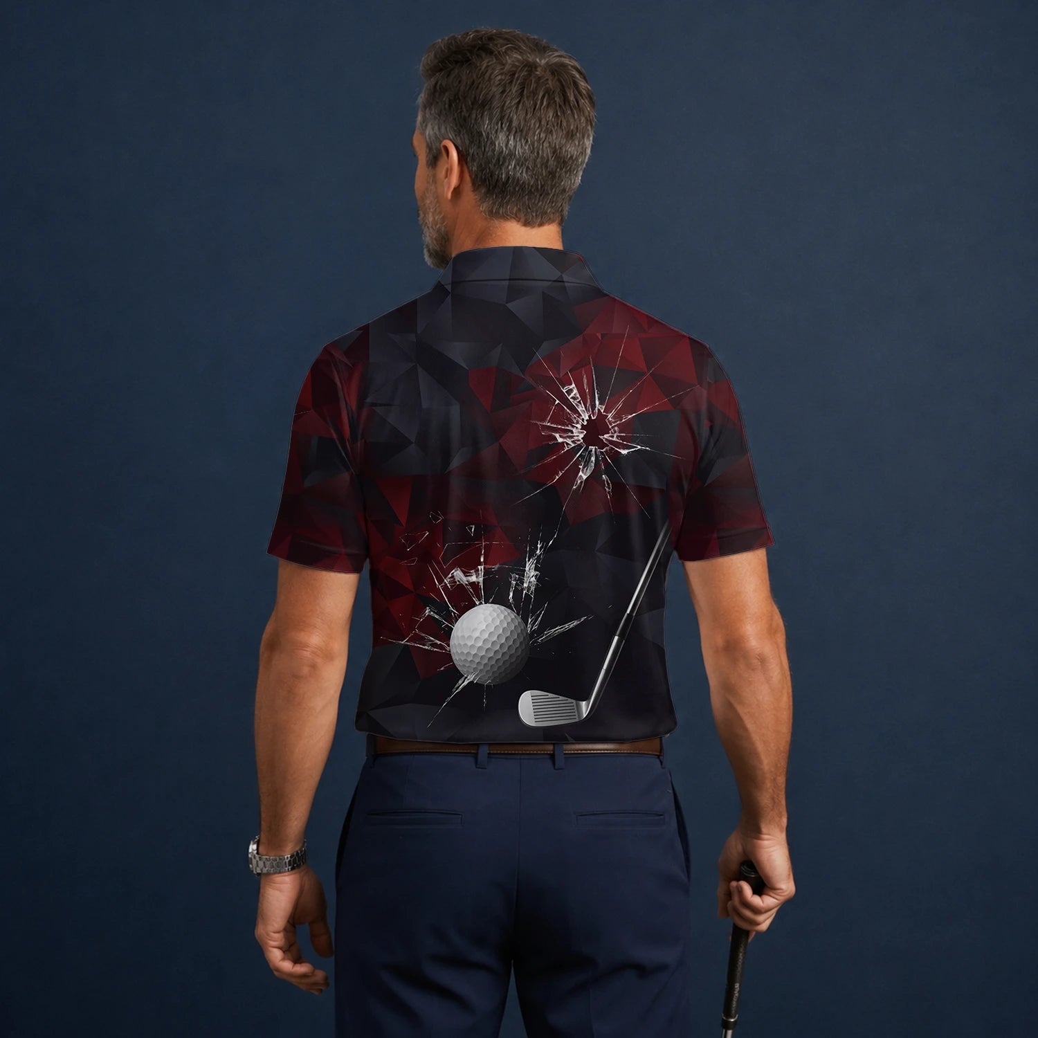 Personalisiertes Golf Poloshirt Schwarz Bordeaux Golfball Glassplitter Design für Herren R4354