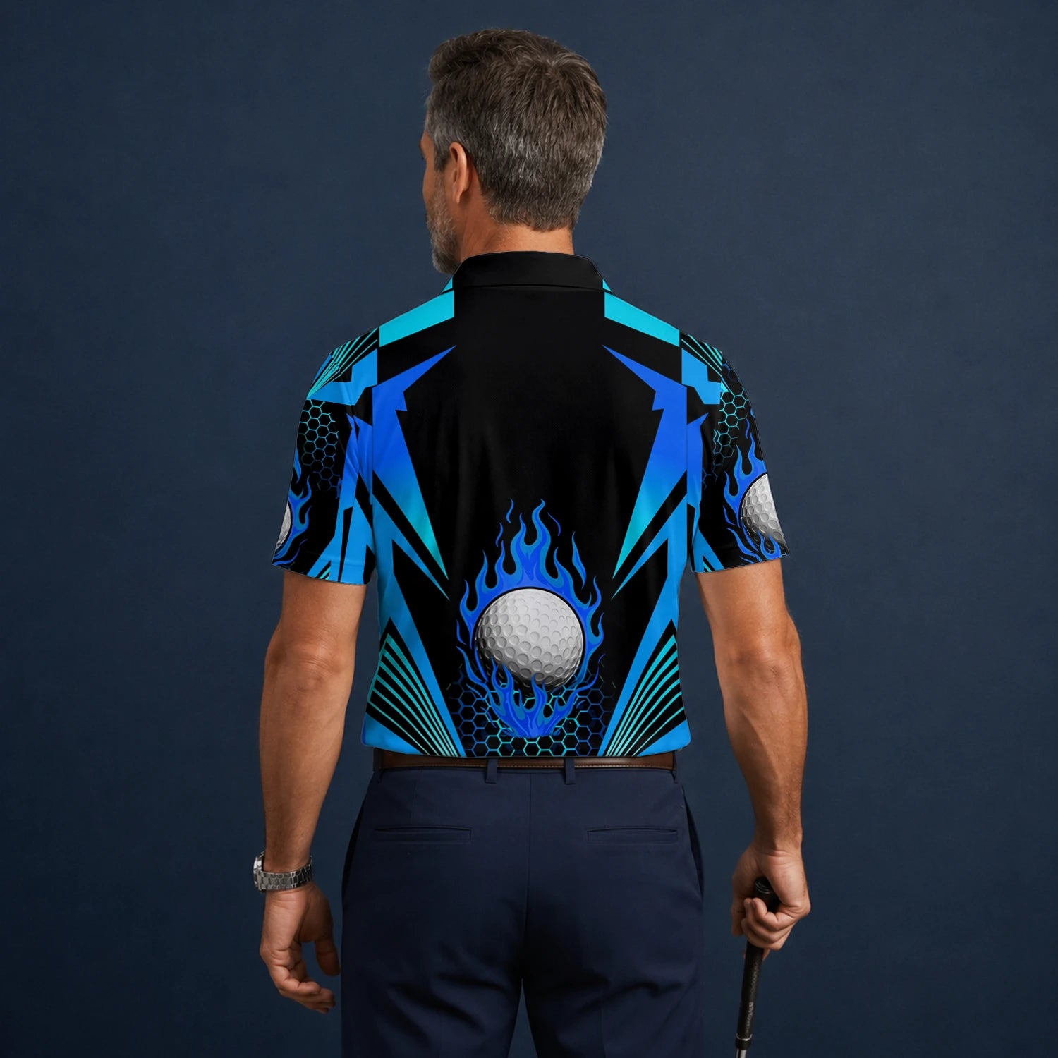 Personalisiertes Golf Poloshirt Schwarz Blaues Golfball Flammen Design für Herren Y8576