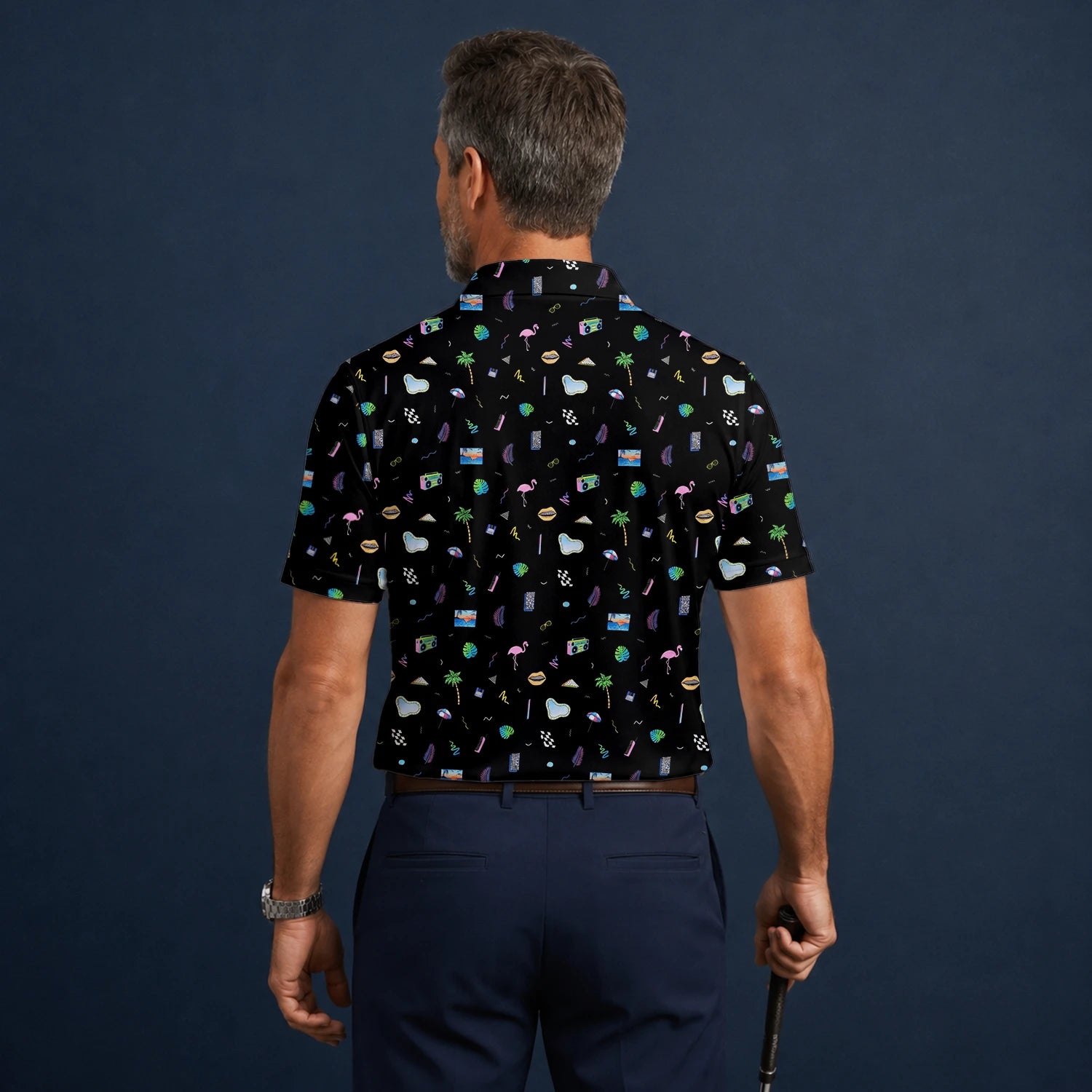 Personalisiertes Golf Poloshirt Schwarzes Urlaub Reise Doodle Design für Herren V7883