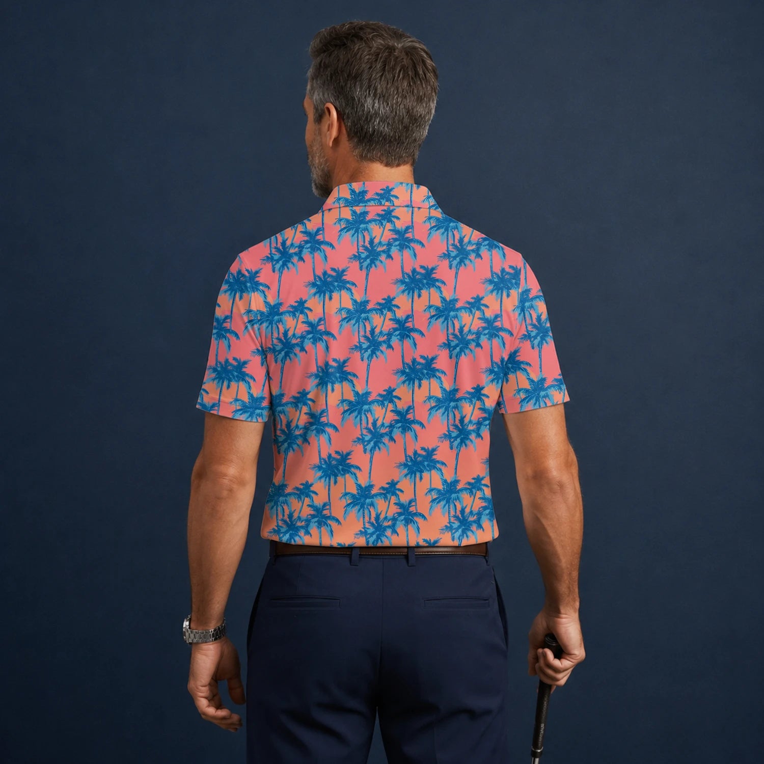 Personalisiertes Golf Poloshirt Korallenrosa Blaues Palmen Design für Herren A5845