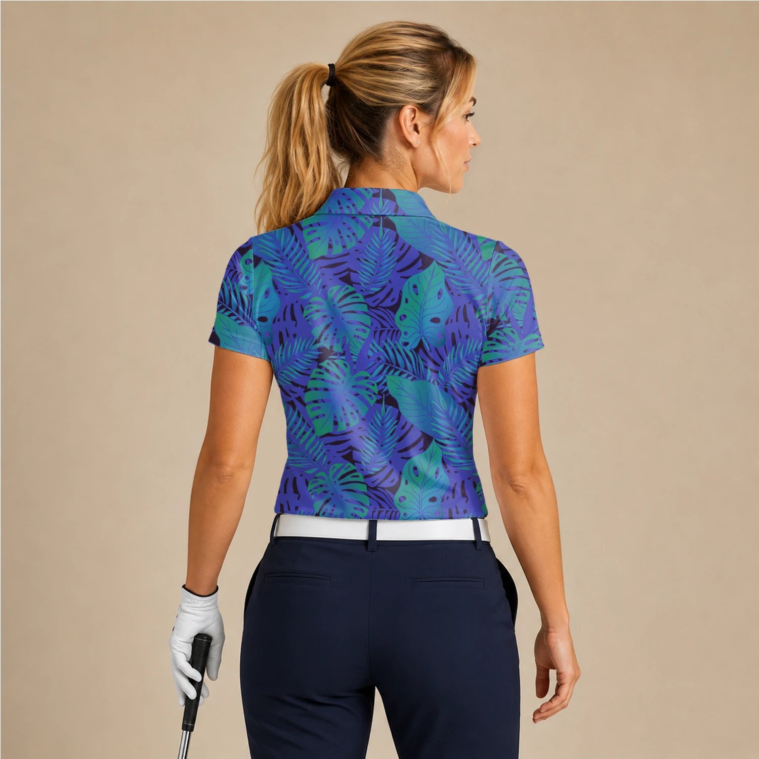 Personalisiertes Golf Poloshirt Blau Lila Tropisches Monstera Blätter Design für Damen G3142