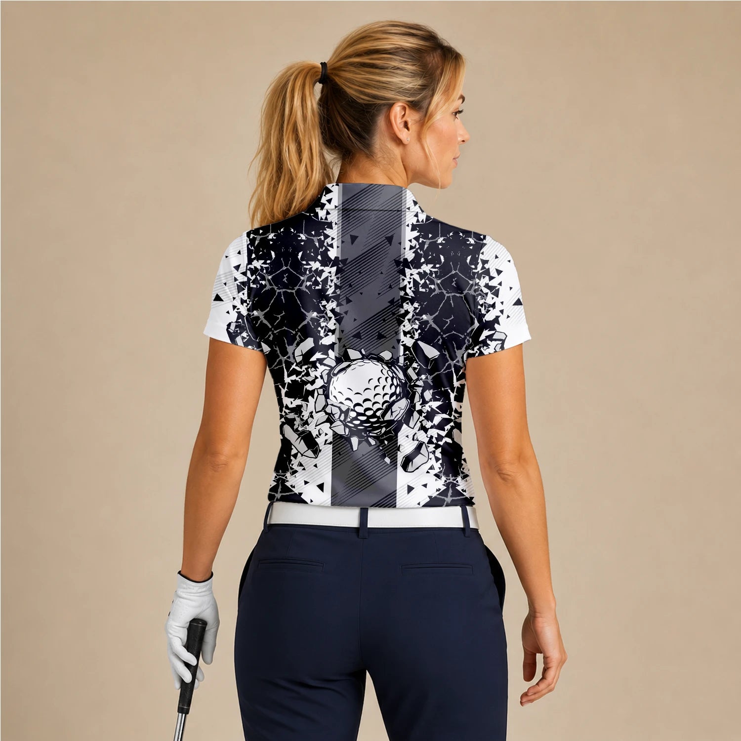Personalisiertes Golf Poloshirt Schwarz Weißes Golfball Glassplitter Design für Damen F6407