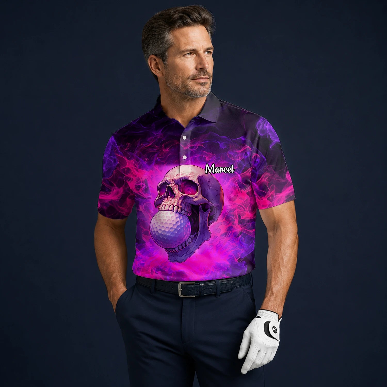 Personalisiertes Golf Poloshirt Lila Rosa Totenkopf Golfball Smoke Design für Herren L7637
