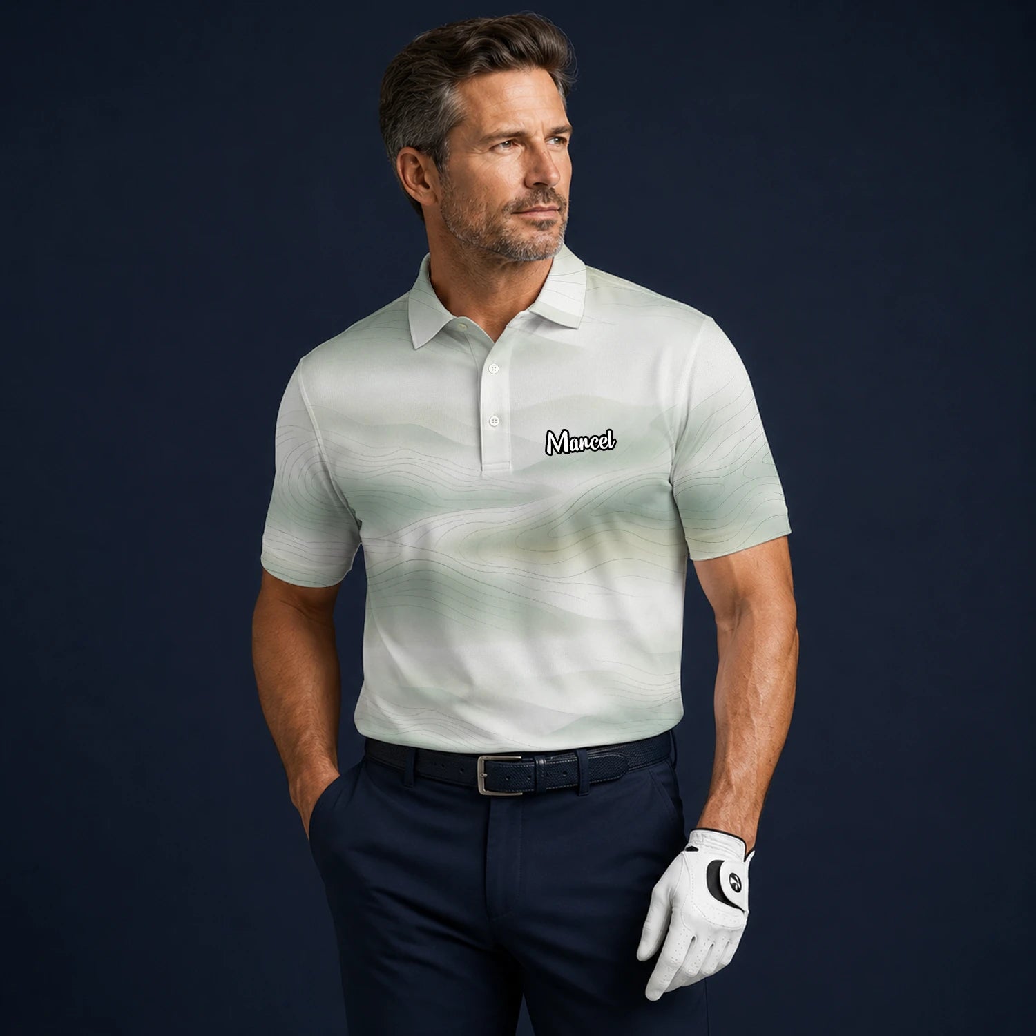 Personalisiertes Golf Poloshirt Weiß Salbeigrünes Abstraktes Wellen Design für Herren F8070