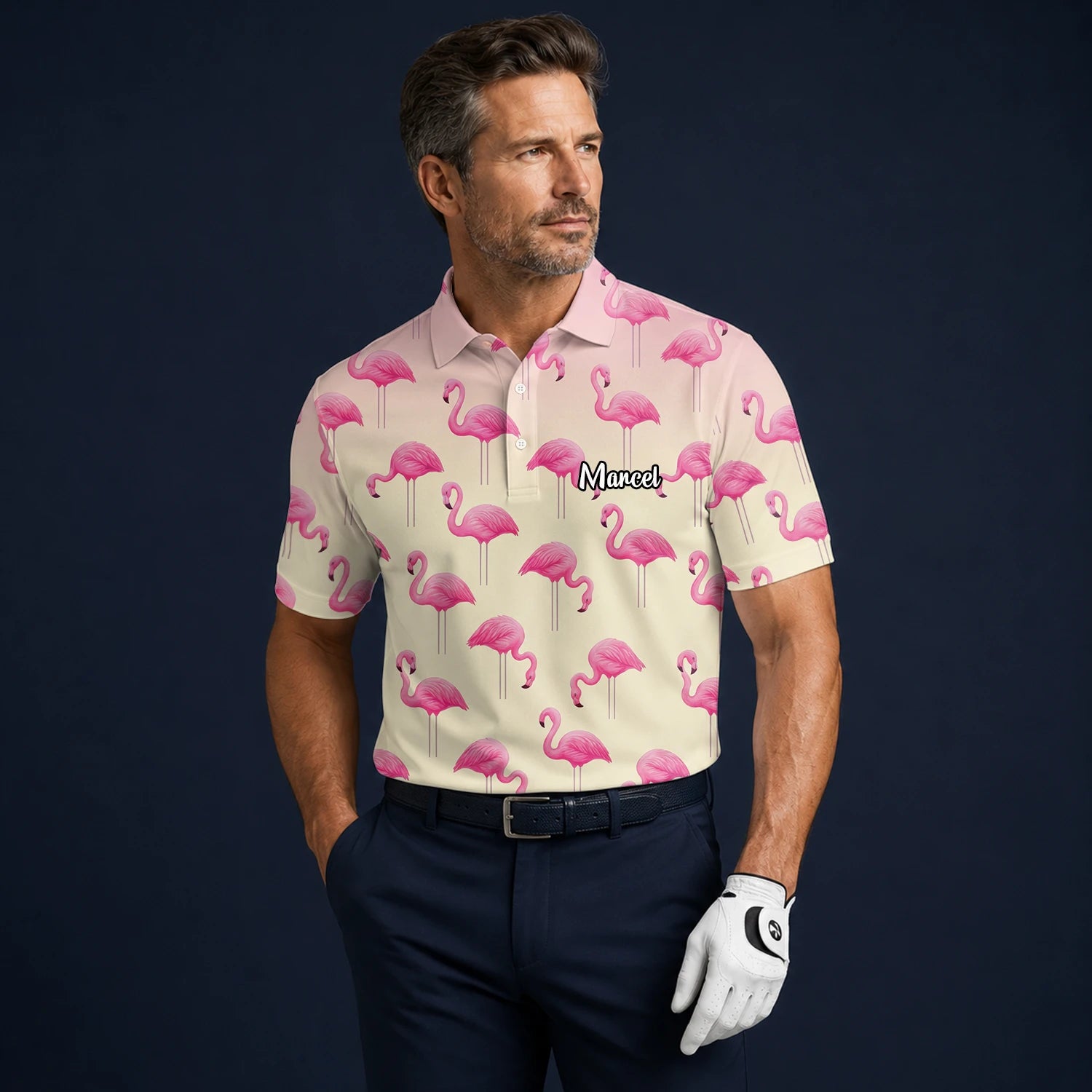 Personalisiertes Golf Poloshirt Creme Rosa Flamingo Design für Herren P5242