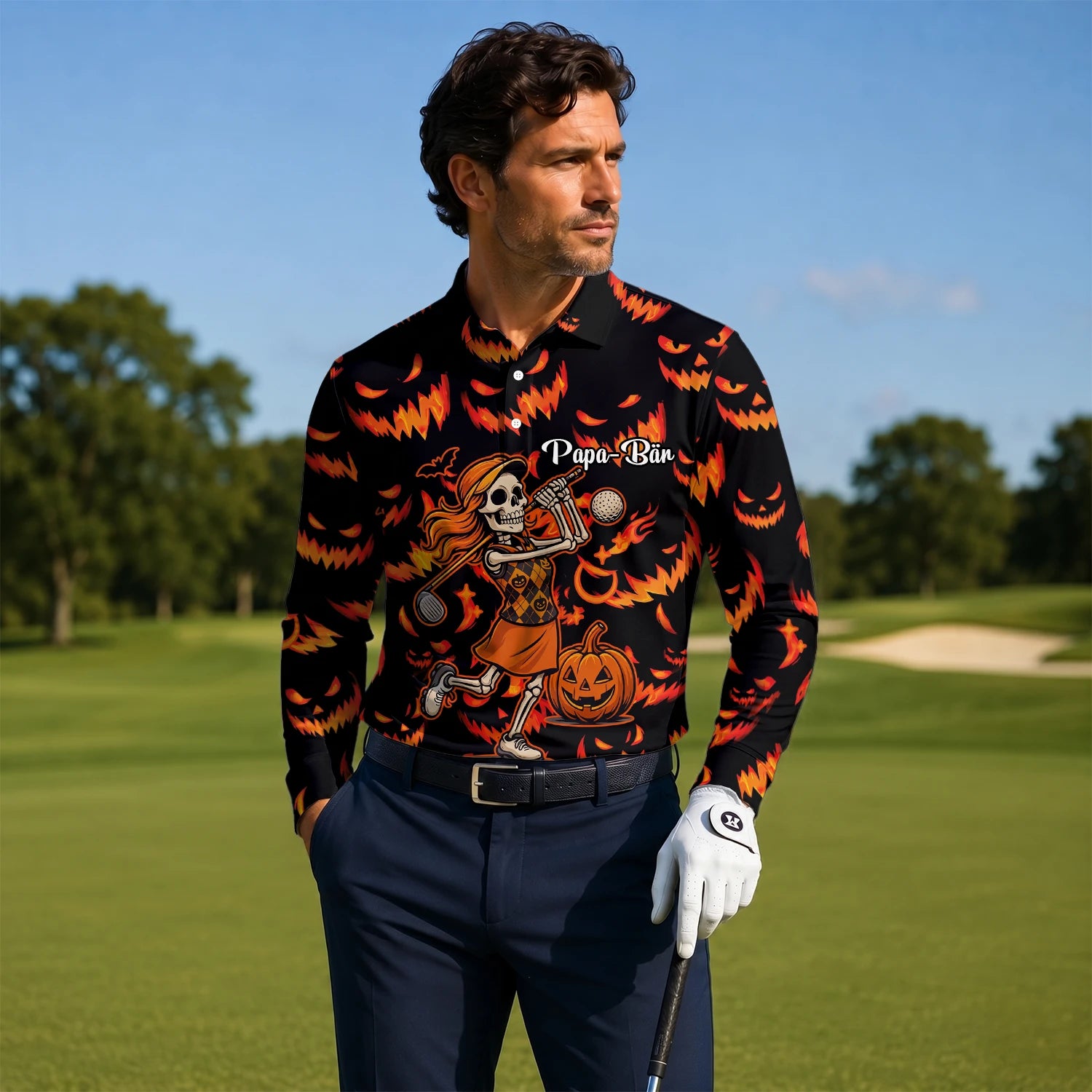 Personalisiertes Golf Poloshirt Schwarz Oranges Halloween Skelett Golfer Kürbis Design für Herren N7108