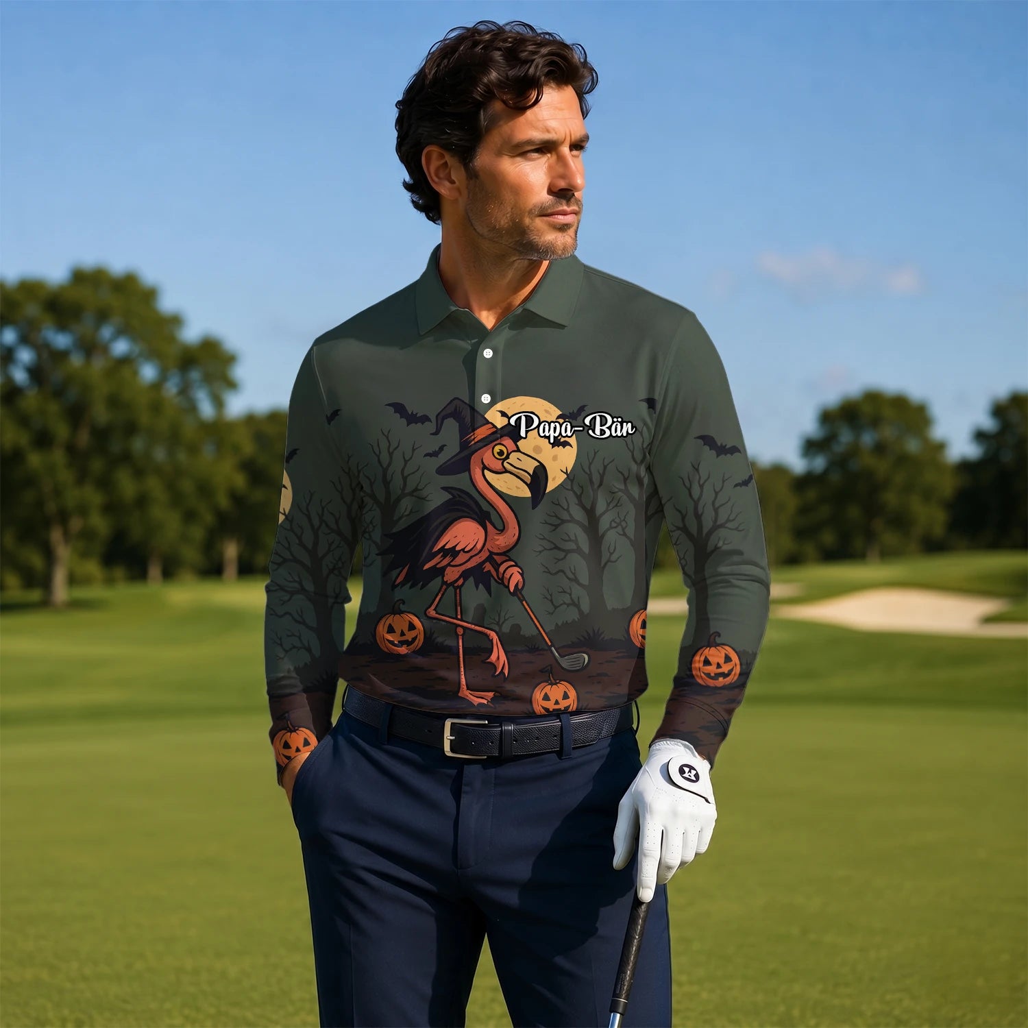 Personalisiertes Golf Poloshirt Olivgrünes Halloween Flamingo Hexe Golfer Kürbis Design für Herren X5811