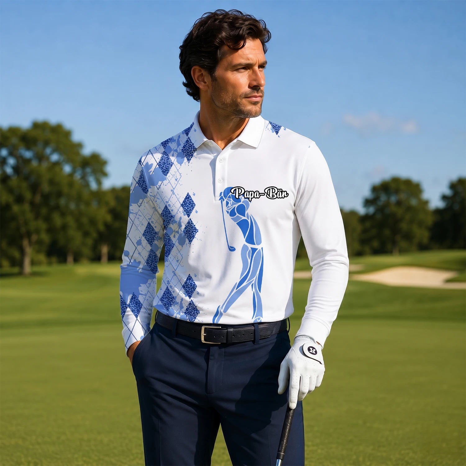 Personalisiertes Golf Poloshirt Weiß Blaues Rauten Golfer Silhouetten Design für Herren V2037