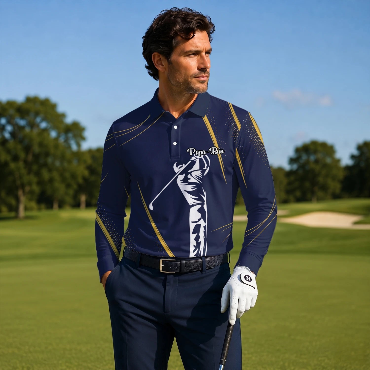 Personalisiertes Golf Poloshirt Marineblau Goldenes Golfer Schwung Silhouetten Design für Herren A1639