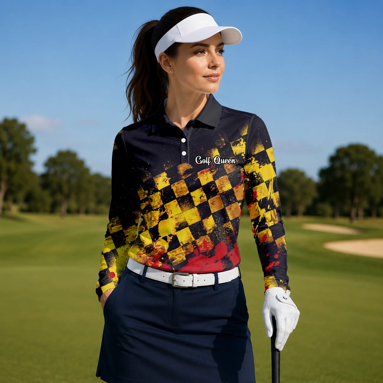 Personalisiertes Golf Poloshirt Schwarz Gelb Rotes Grunge Schachbrett Design für Damen R0396